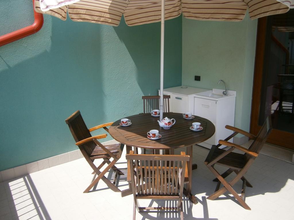 Residence Roberta Con Piscina - Agenzia Cocal Caorle Room photo