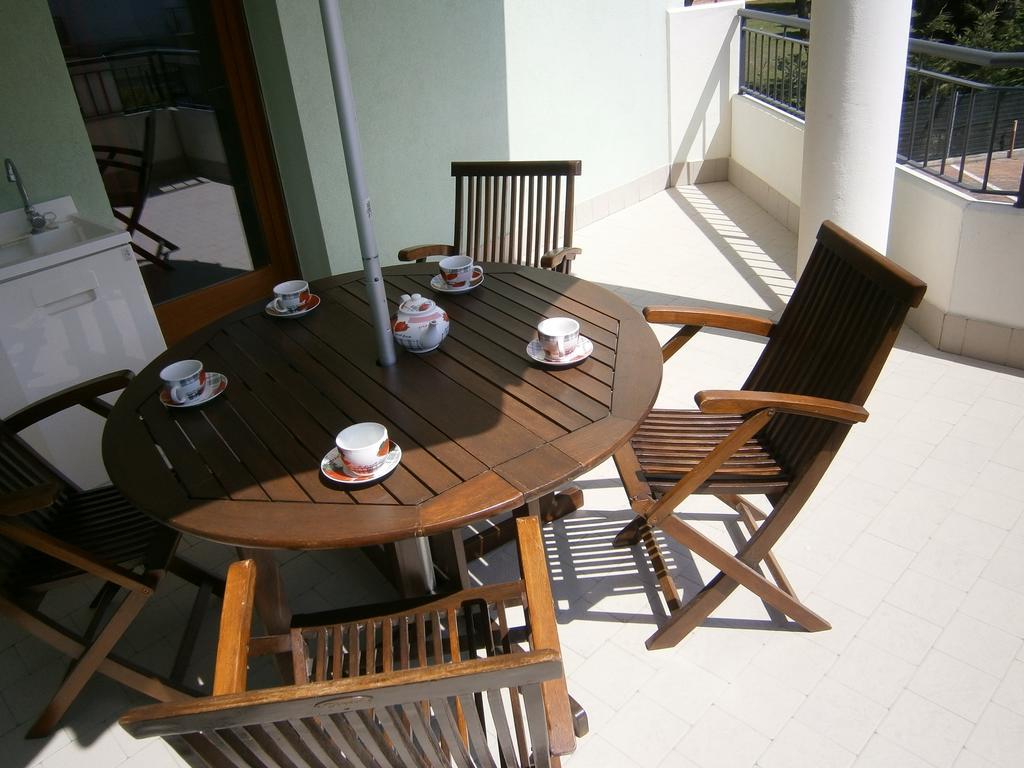 Residence Roberta Con Piscina - Agenzia Cocal Caorle Room photo
